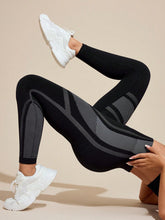 Legging Cintura Alta Seamless Com Recortes Estratégicos Fitness