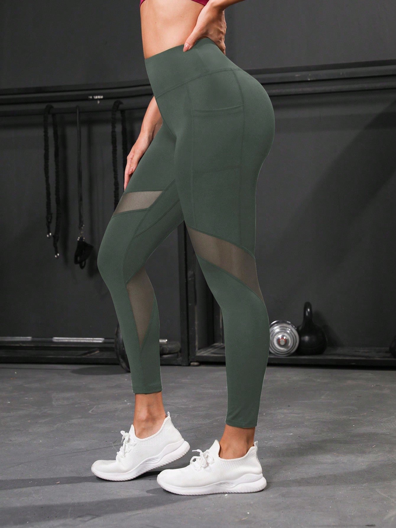 Legging Cintura Alta Com Recortes Em Tela Estilo Fitness