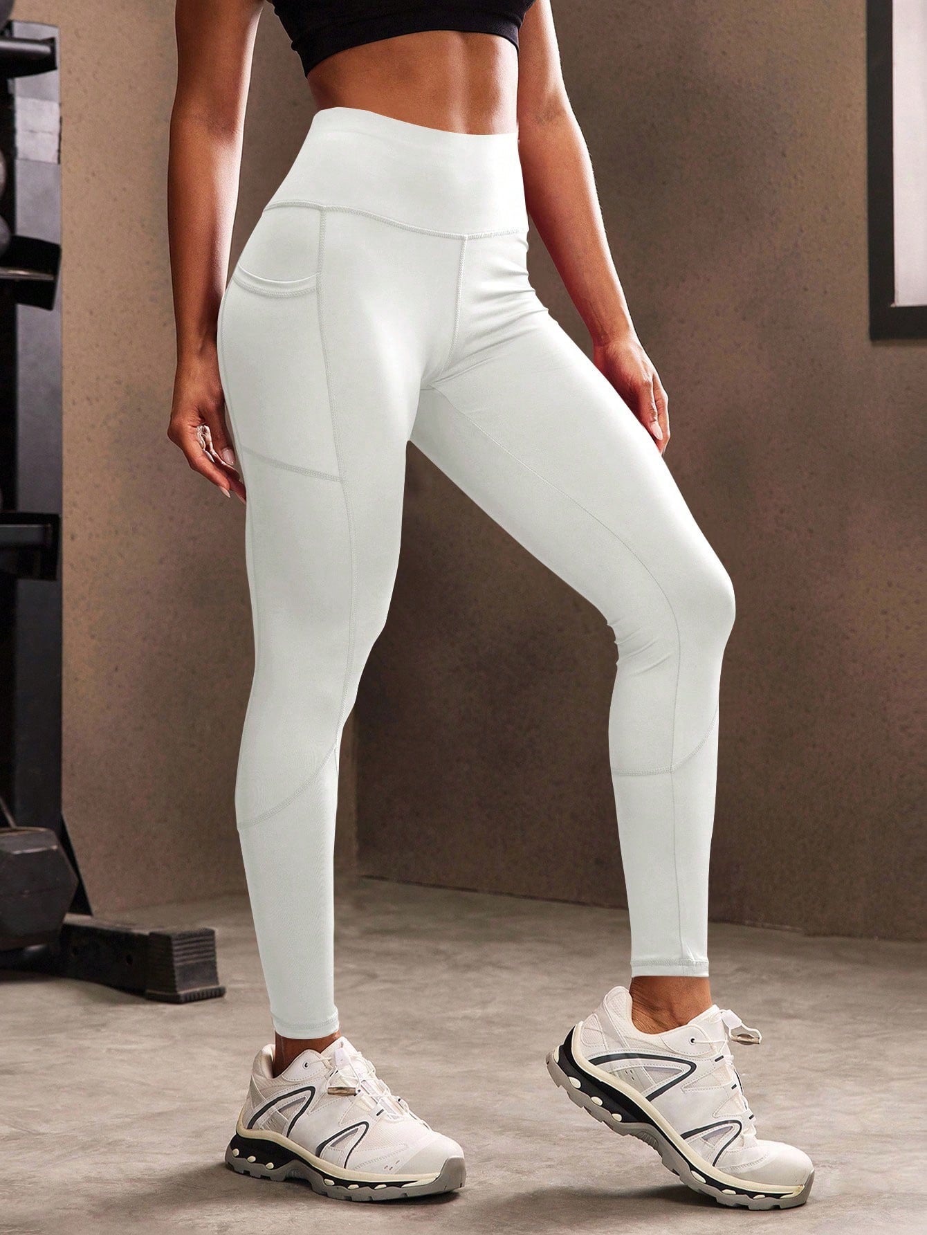 Legging Cintura Alta Com Bolso Lateral Estilo Fitness