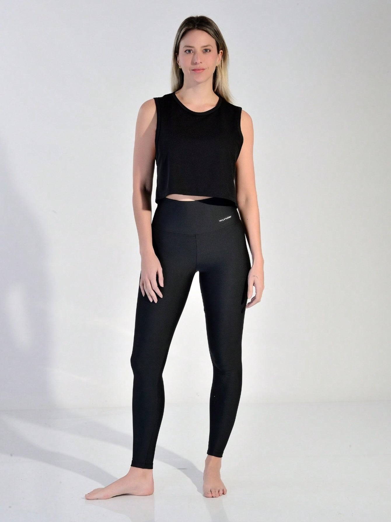Regata Cropped Com Caimento Leve Estilo Training