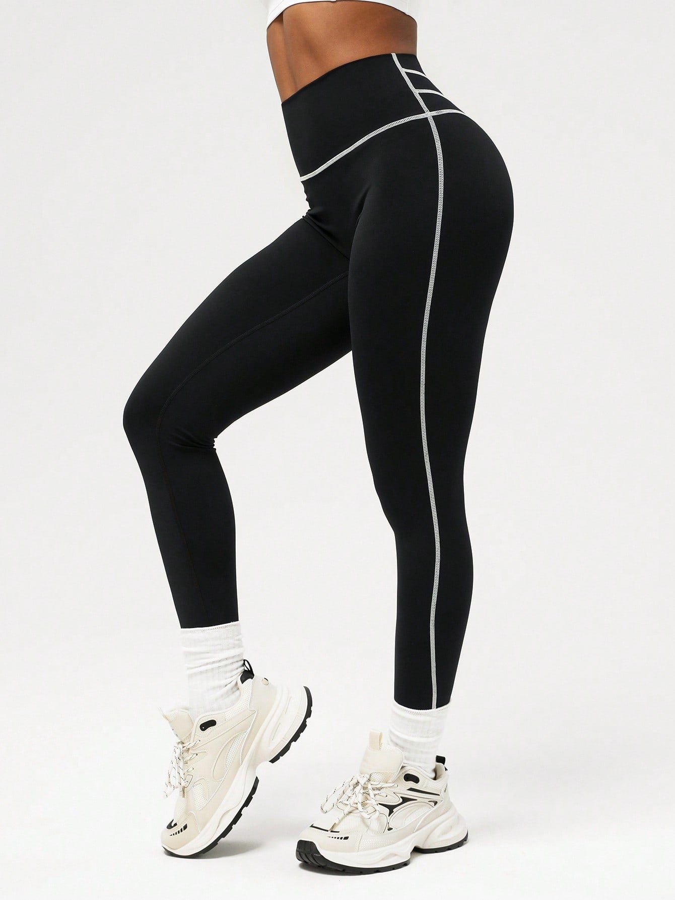 Legging Cintura Alta Com Recorte Anatômico Estilo Fitness