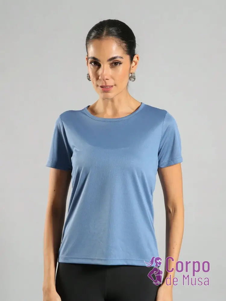 Camiseta Dry Fit Leve Com Tecido Respirável Camiseta Dry Fit Leve Com Tecido Respirável