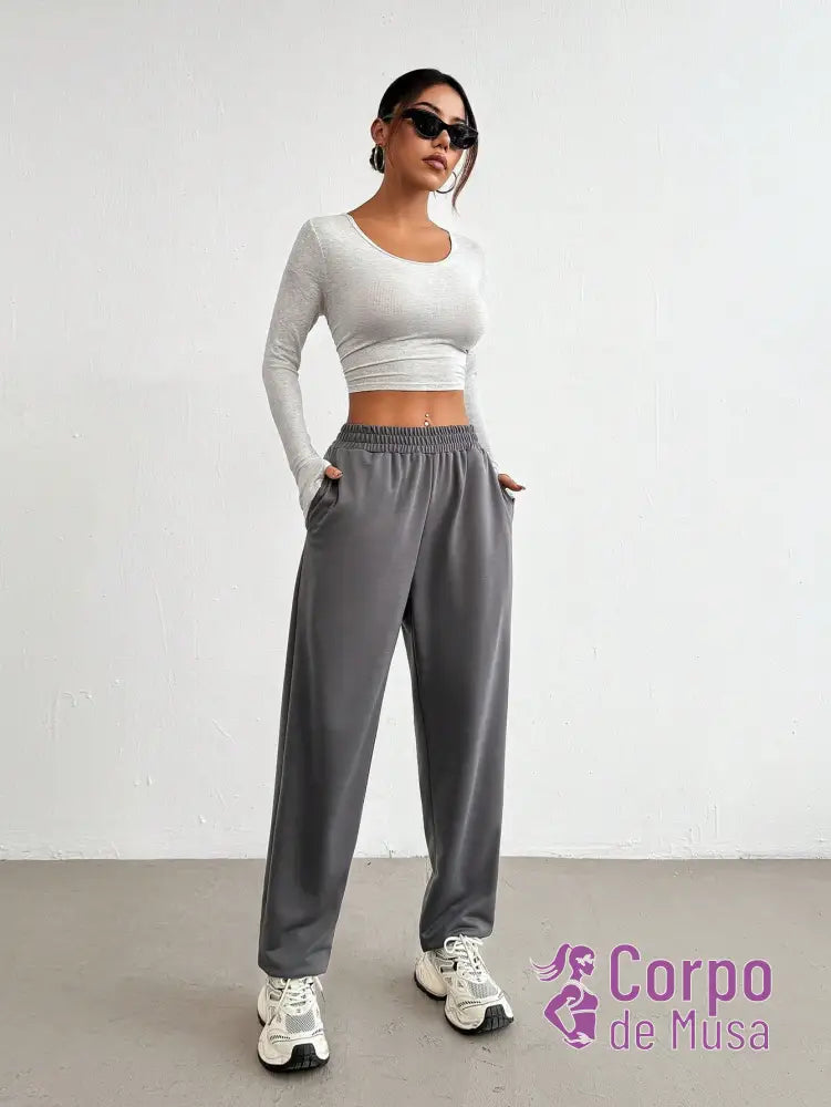 Conjunto Manga Longa e Calça Jogger Estilo Fitness Casual Conjunto Manga Longa e Calça Jogger Estilo Fitness Casual