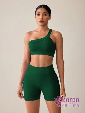 Conjunto Top Assimétrico e Short Cós Alto Canelado Fitness Verde Escuro / PP Conjunto Top Assimétrico e Short Cós Alto