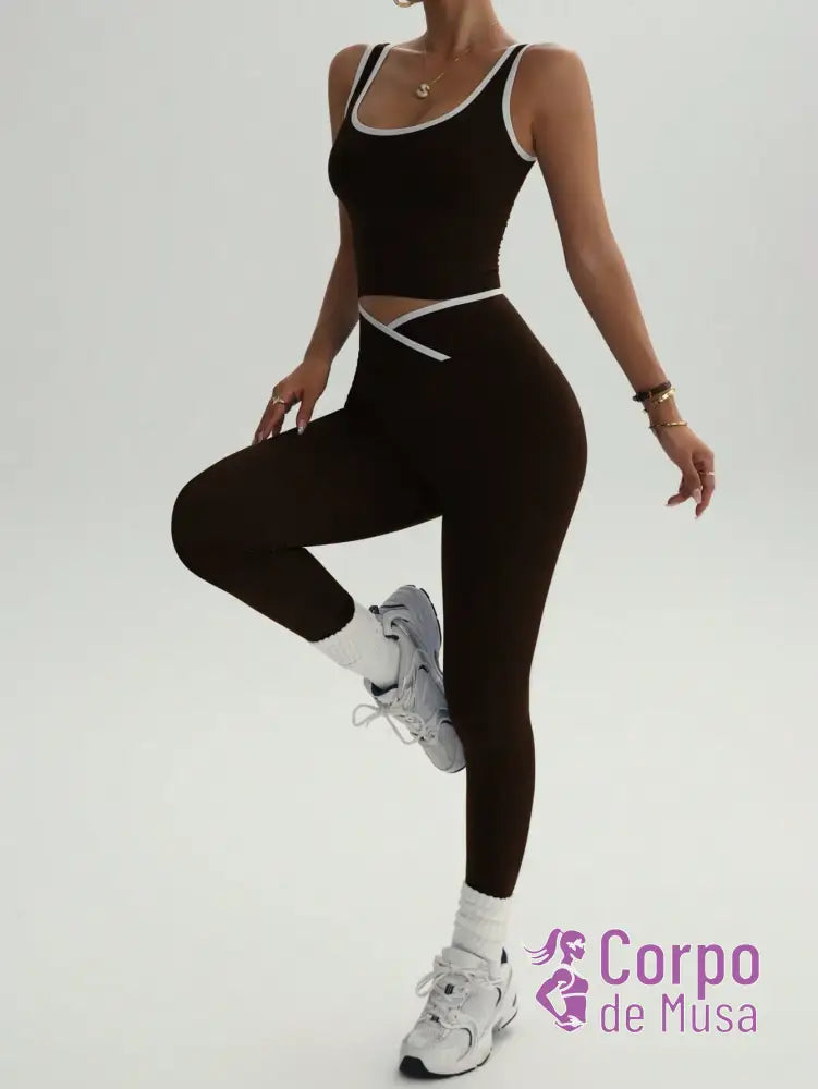 Conjunto Top e Legging Cós Cruzado Estilo Fitness Moderno Conjunto Top e Legging Cós Cruzado Estilo Fitness Moderno