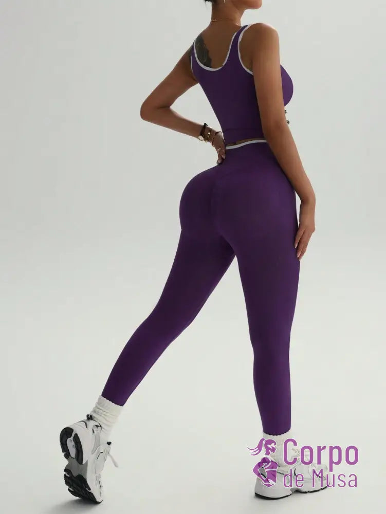 Conjunto Top e Legging Cós Cruzado Estilo Fitness Moderno Conjunto Top e Legging Cós Cruzado Estilo Fitness Moderno