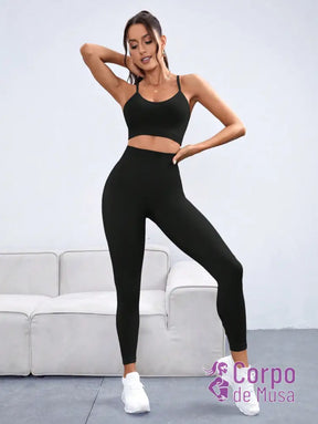 Conjunto Top e Legging Sem Costura Cós Alto Detalhe Cruzado Conjunto Top e Legging Sem Costura Cós Alto Detalhe Cruzado