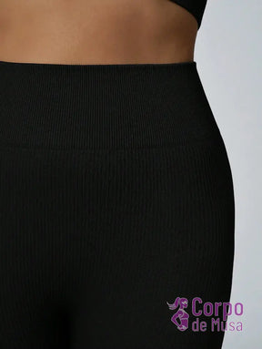 Conjunto Top e Legging Sem Costura Cós Alto Fitness Conjunto Top e Legging Sem Costura Cós Alto Fitness