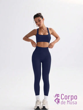 Conjunto Top e Legging Sem Costura Detalhe Cruzado Fitness Conjunto Top e Legging Sem Costura Detalhe Cruzado Fitness