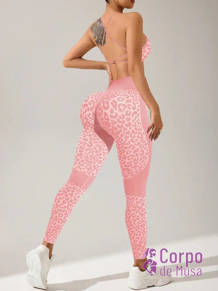 Conjunto Top e Legging Sem Costura Estilo Animal Print Fitness Conjunto Top e Legging Sem Costura Estilo Animal Print