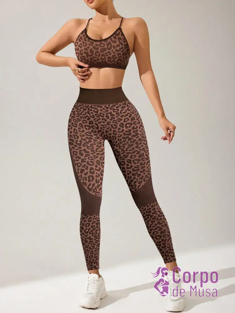 Conjunto Top e Legging Sem Costura Estilo Animal Print Fitness Conjunto Top e Legging Sem Costura Estilo Animal Print