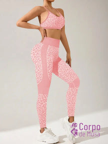Conjunto Top e Legging Sem Costura Estilo Animal Print Fitness Rosa Chiclete / PP Conjunto Top e Legging Sem Costura