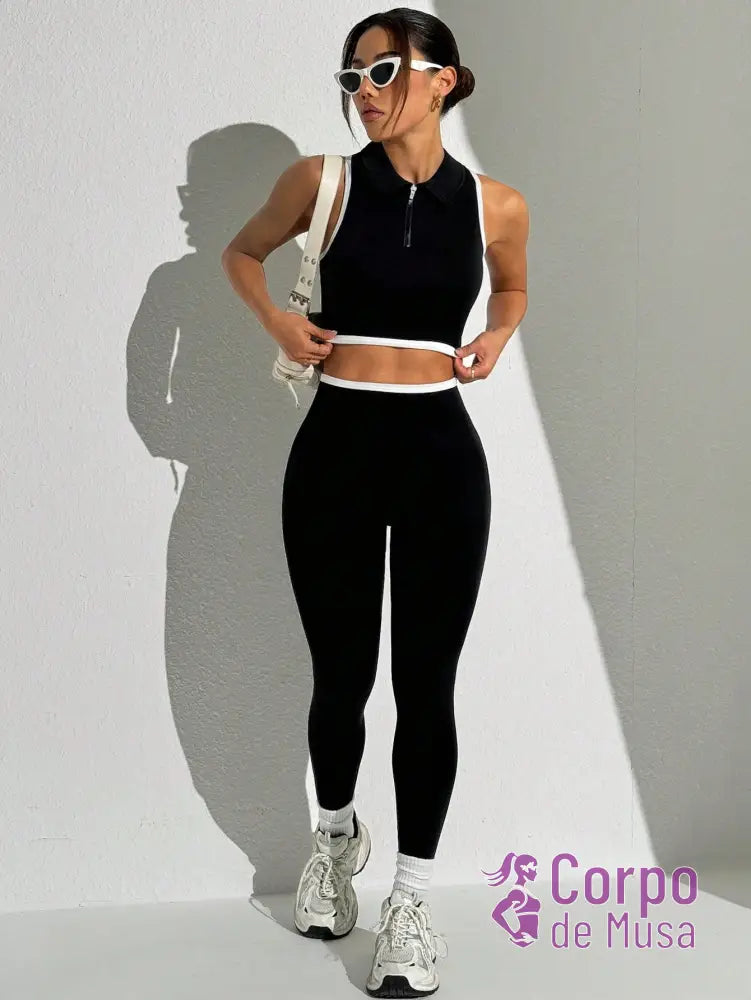 Conjunto Top Zip e Legging Sem Costura Detalhe Scrunch Conjunto Top Zip e Legging Sem Costura Detalhe Scrunch