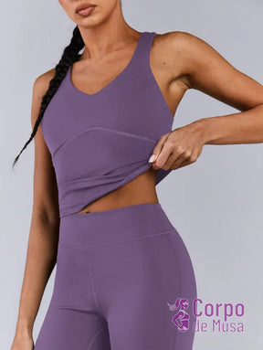 Conjunto Yoga Alças Cruzadas Com Recorte Anatômico Conjunto Yoga Alças Cruzadas Com Recorte Anatômico
