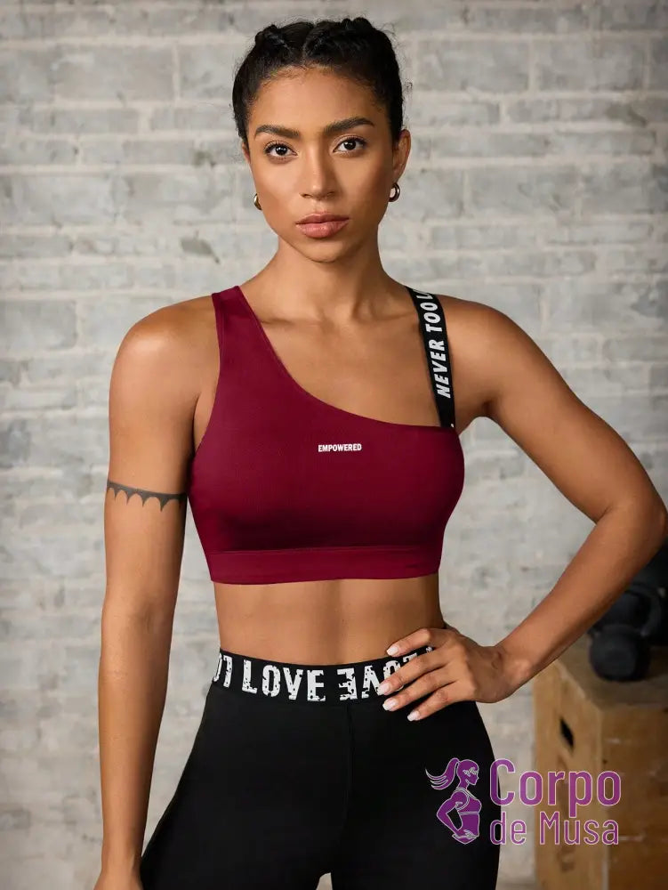 Conjunto Yoga Top Assimétrico E Legging Estilo Studio Conjunto Yoga Top Assimétrico E Legging Estilo Studio