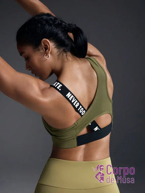 Conjunto Yoga Top Assimétrico E Legging Estilo Studio Conjunto Yoga Top Assimétrico E Legging Estilo Studio