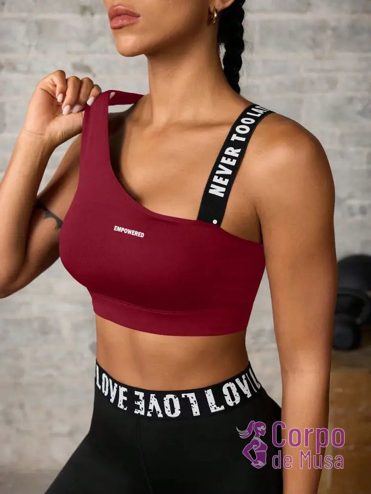 Conjunto Yoga Top Assimétrico E Legging Estilo Studio Conjunto Yoga Top Assimétrico E Legging Estilo Studio