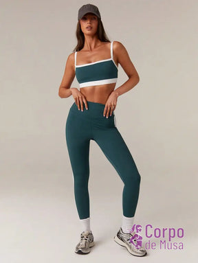 Conjunto Yoga Top E Legging Com Cintura Alta Estilo Studio Conjunto Yoga Top E Legging Com Cintura Alta Estilo Studio