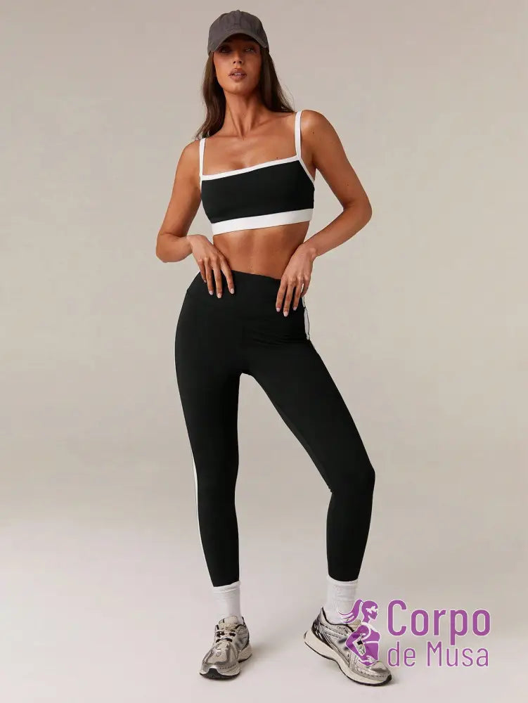 Conjunto Yoga Top E Legging Com Cintura Alta Estilo Studio Conjunto Yoga Top E Legging Com Cintura Alta Estilo Studio