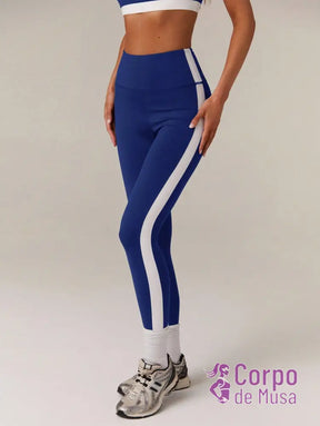 Conjunto Yoga Top E Legging Com Cintura Alta Estilo Studio Conjunto Yoga Top E Legging Com Cintura Alta Estilo Studio
