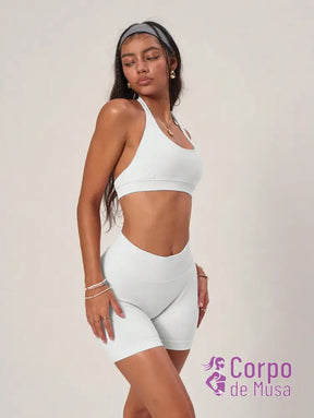 Conjunto Yoga Top Halter E Shorts Com Cintura Alta Conjunto Yoga Top Halter E Shorts Com Cintura Alta