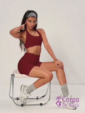 Conjunto Yoga Top Halter E Shorts Com Cintura Alta Bordô / PP Conjunto Yoga Top Halter E Shorts Com Cintura Alta
