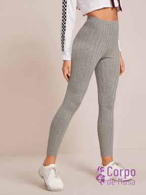 Legging Cintura Alta Canelada Estilo Fitness Cinza Claro / PP Legging Cintura Alta Canelada Estilo Fitness