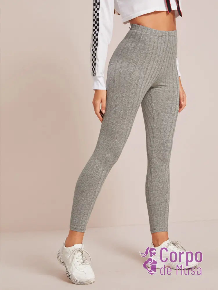 Legging Cintura Alta Canelada Estilo Fitness Cinza Claro / PP Legging Cintura Alta Canelada Estilo Fitness