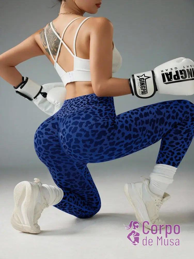 Legging Cintura Alta Com Estampa Animal Print Estilo Fitness Legging Cintura Alta Com Estampa Animal Print Estilo