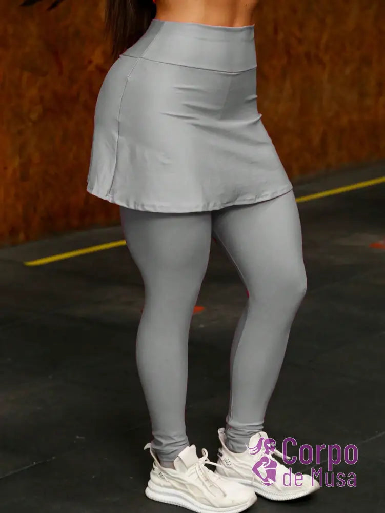 Legging Cintura Alta Com Saia Acoplada Estilo Fitness Legging Cintura Alta Com Saia Acoplada Estilo Fitness