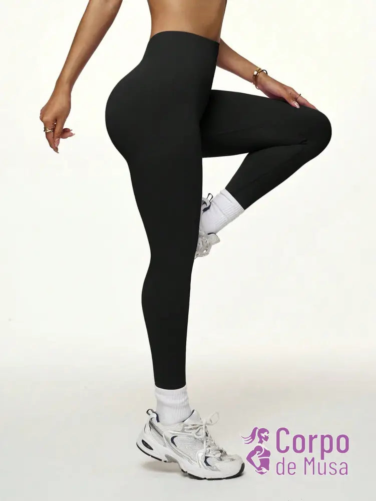 Legging Cintura Alta Efeito Modelador Estilo Fitness Legging Cintura Alta Efeito Modelador Estilo Fitness