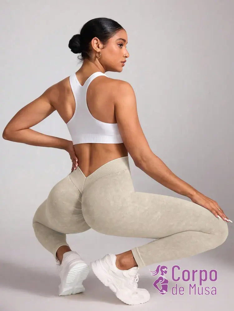 Legging Cintura Alta Efeito Modelador Estilo Fitness Cáqui / PP Legging Cintura Alta Efeito Modelador Estilo Fitness