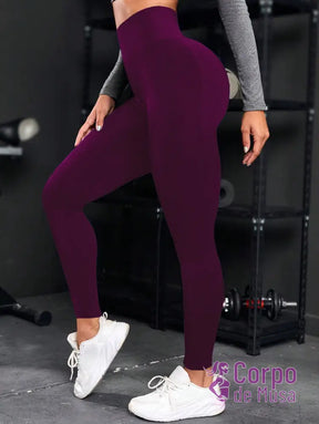 Legging Cintura Alta Seamless Com Compressão Modeladora Legging Cintura Alta Seamless Com Compressão Modeladora