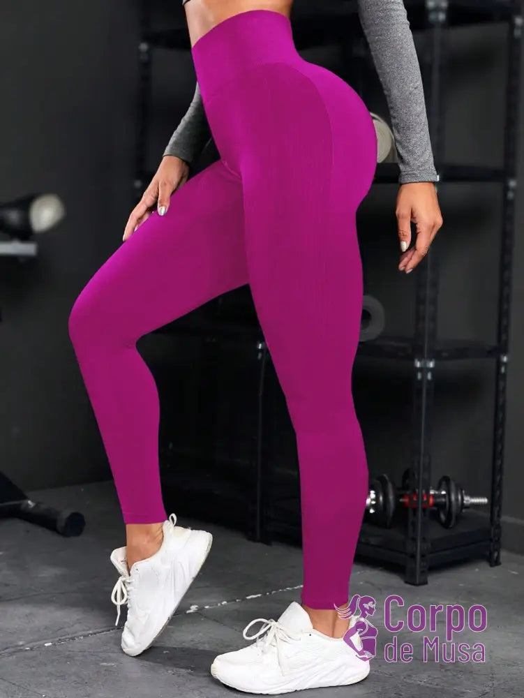 Legging Cintura Alta Seamless Com Compressão Modeladora Legging Cintura Alta Seamless Com Compressão Modeladora