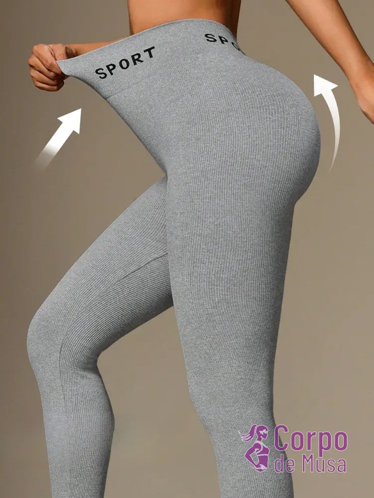 Legging Cintura Alta Seamless Com Textura Suave Fitness Legging Cintura Alta Seamless Com Textura Suave Fitness