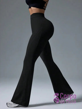 Legging Flare Cintura Alta Estrutura Modeladora Fitness Legging Flare Cintura Alta Estrutura Modeladora Fitness