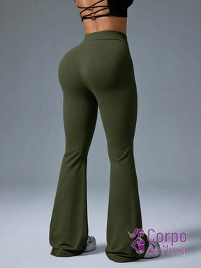 Legging Flare Cintura Alta Estrutura Modeladora Fitness Legging Flare Cintura Alta Estrutura Modeladora Fitness