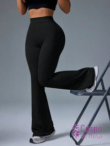 Legging Flare Cintura Alta Estrutura Modeladora Fitness Preto / PP Legging Flare Cintura Alta Estrutura Modeladora