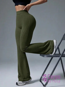 Legging Flare Cintura Alta Estrutura Modeladora Fitness Verde Militar / PP Legging Flare Cintura Alta Estrutura