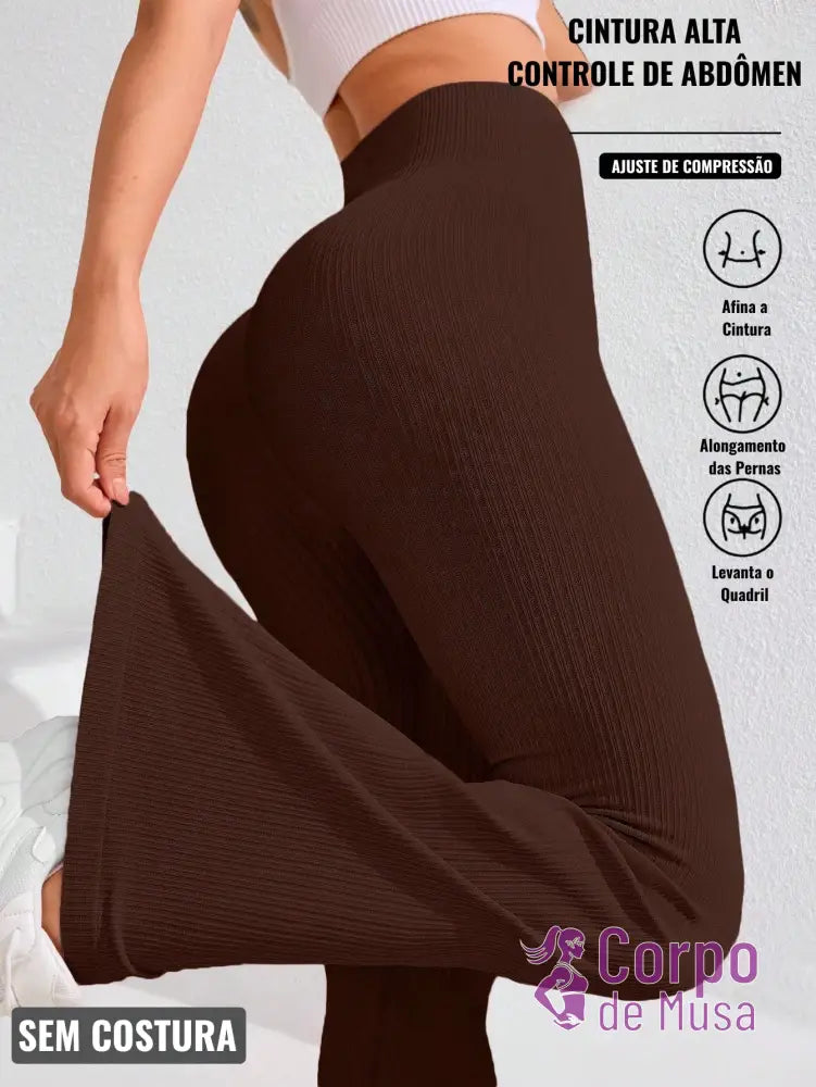 Legging Flare Cintura Alta Textura Canelada Estilo Fitness Café / PP Legging Flare Cintura Alta Textura Canelada Estilo