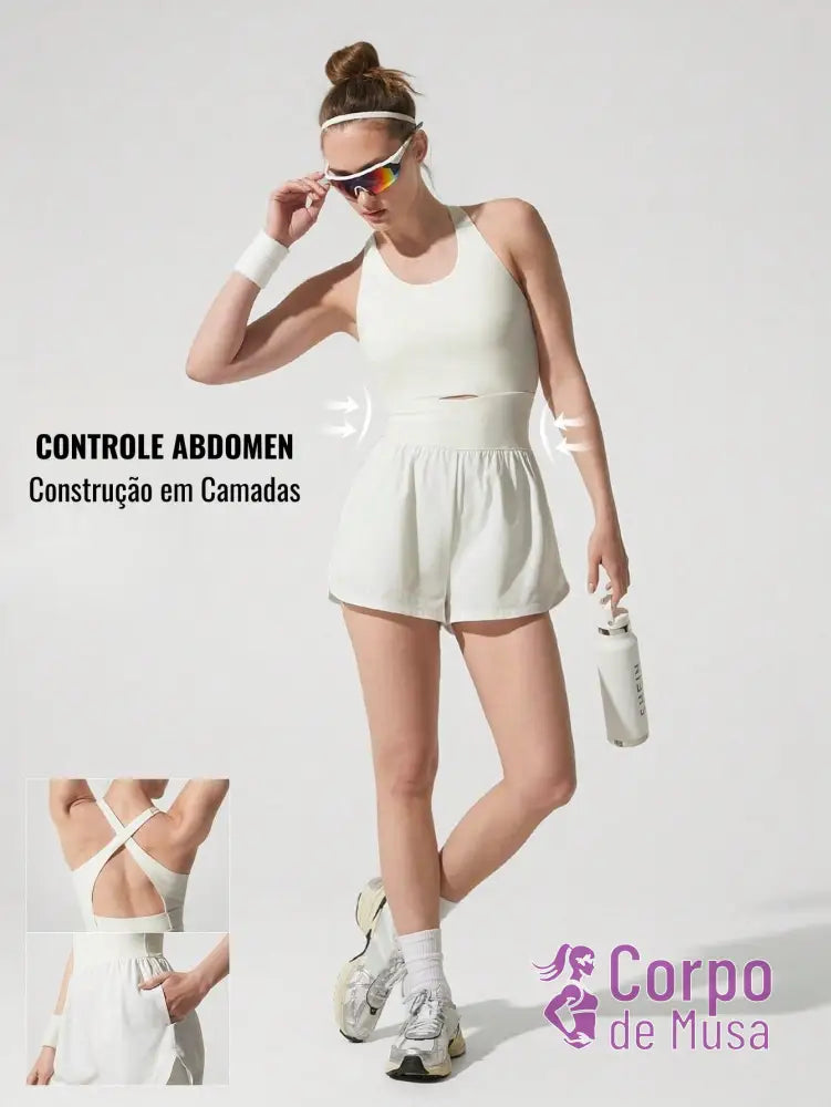 Macacão Shorts Integrado Recorte Frontal Estilo Athleisure Branco / PP Macacão Shorts Integrado Recorte Frontal Estilo