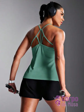 Regata Alças Finas Com Costas Detalhadas Estilo Treino Regata Alças Finas Com Costas Detalhadas Estilo Treino