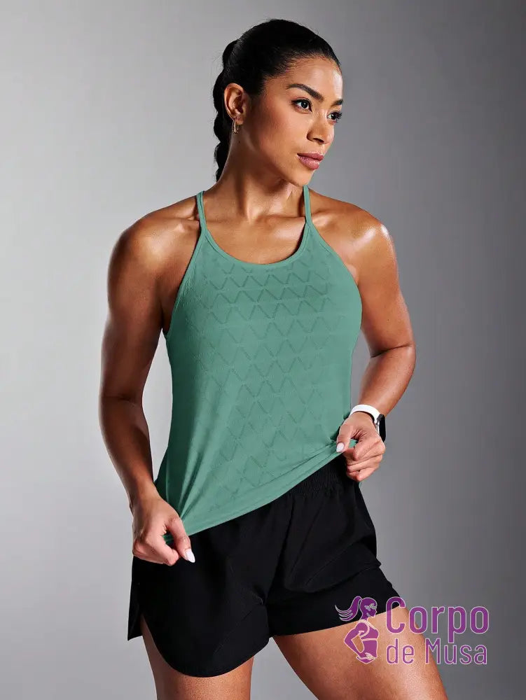 Regata Alças Finas Com Costas Detalhadas Estilo Treino Regata Alças Finas Com Costas Detalhadas Estilo Treino