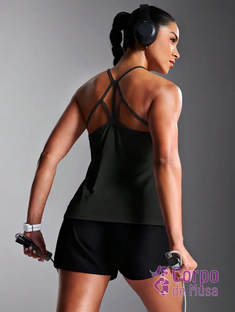 Regata Alças Finas Com Costas Detalhadas Estilo Treino Regata Alças Finas Com Costas Detalhadas Estilo Treino