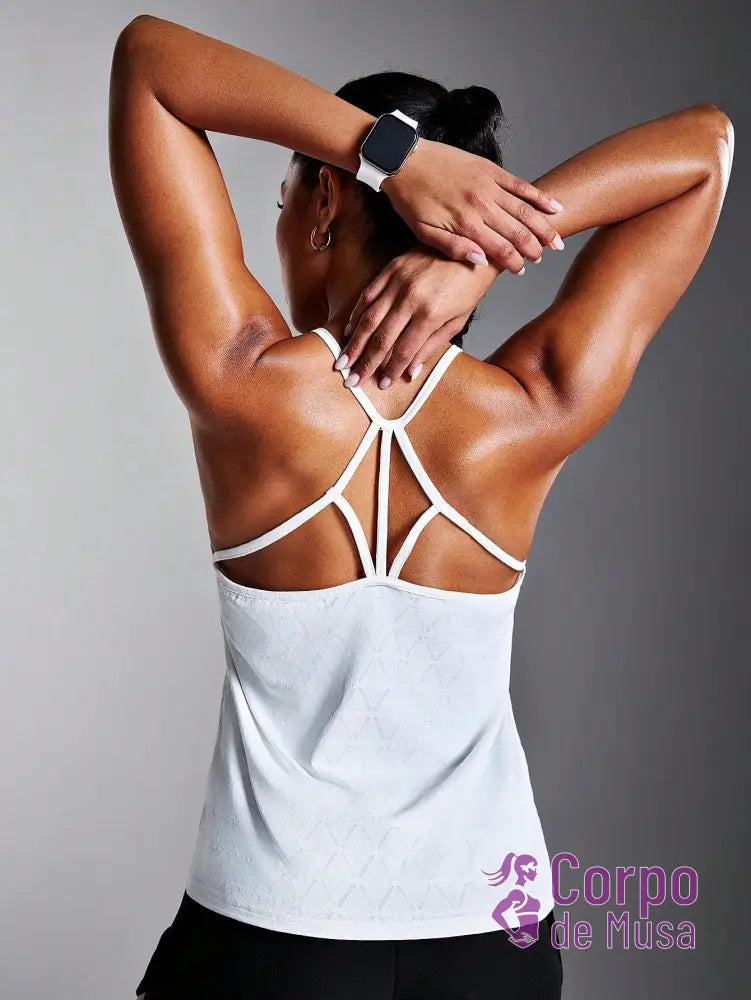 Regata Alças Finas Com Costas Detalhadas Estilo Treino Branco / PP Regata Alças Finas Com Costas Detalhadas Estilo