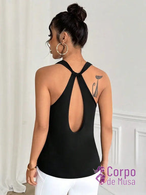 Regata Cavada Com Alça Central Estilo Performance Regata Cavada Com Alça Central Estilo Performance