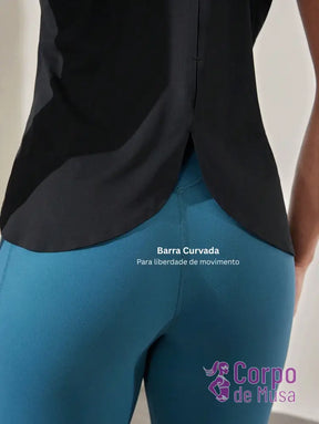 Regata Cavada Com Costas Sobrepostas Estilo Treino Regata Cavada Com Costas Sobrepostas Estilo Treino