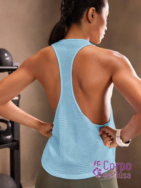 Regata Cavada Com Costas Vazadas Estilo Treino Azul Bebê / PP Regata Cavada Com Costas Vazadas Estilo Treino
