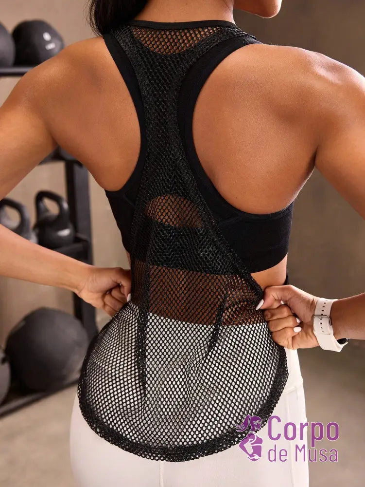 Regata Cavada Com Painel Vazado Estilo Treino Regata Cavada Com Painel Vazado Estilo Treino