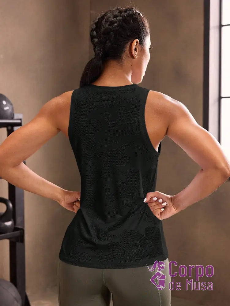 Regata Fitness Com Tecido Texturizado Estilo Treino Regata Fitness Com Tecido Texturizado Estilo Treino